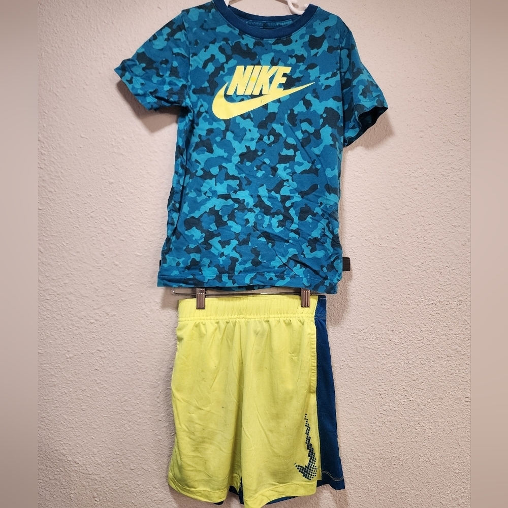 Nike Camo Tee and Neon Shorts Set